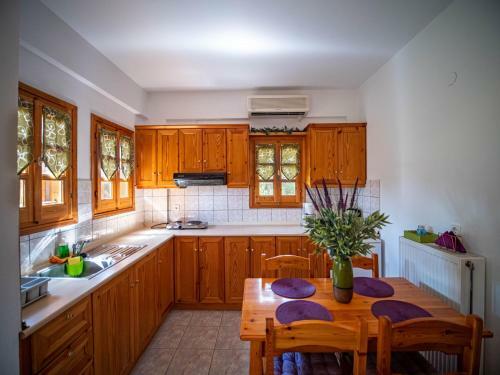 Olive House In Damoucharu With A Sea View
