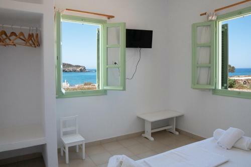 Hotel Sunset Studios & Rooms