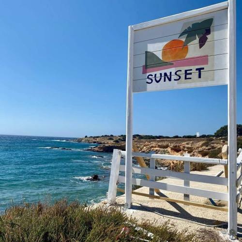 Hotel Sunset Studios & Rooms