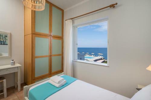 Kiani Seafront Apartments
