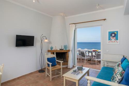Kiani Seafront Apartments