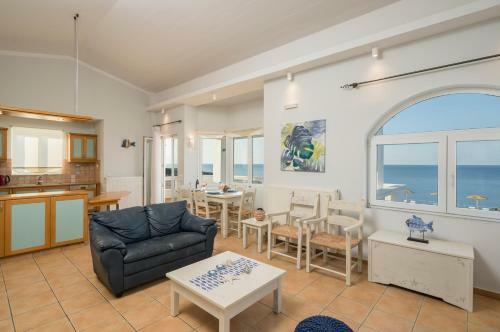 Kiani Seafront Apartments