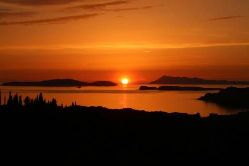 Sunset Sea View Villa 5