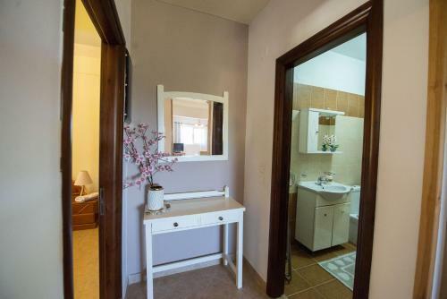 Apartamento Nicoles Houses Arillas Corfu