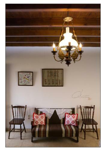 Sofi ?raditional Home