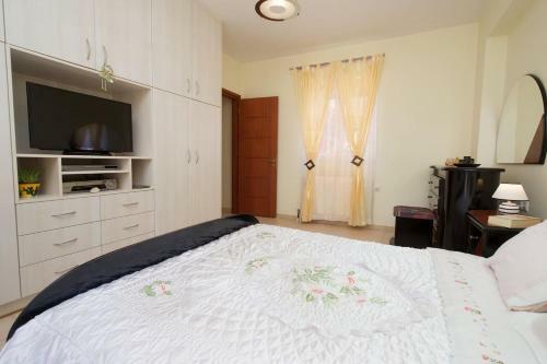Kalliopi's Home
