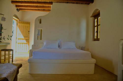 Pambelos Lodge