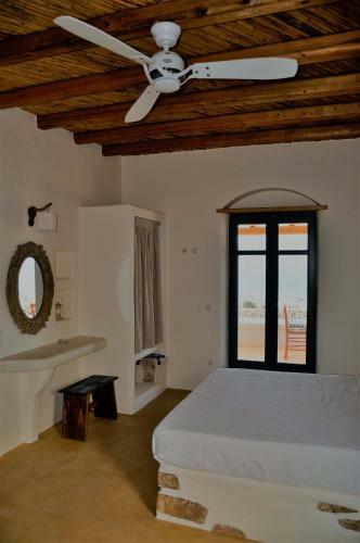 Pambelos Lodge