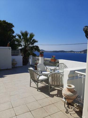 Apartamento Eftychias Residence