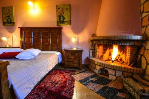Hostal Voreio Selas