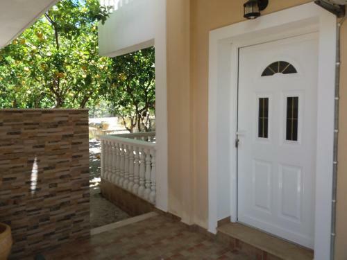 Turtle Beach Apartment