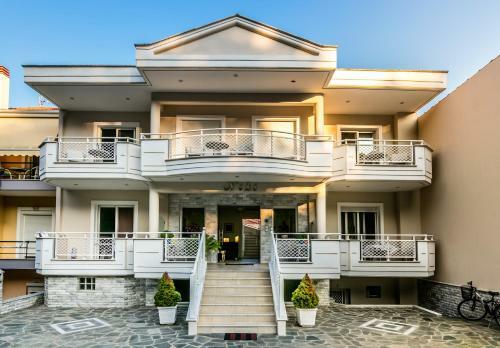 Niki Apartments