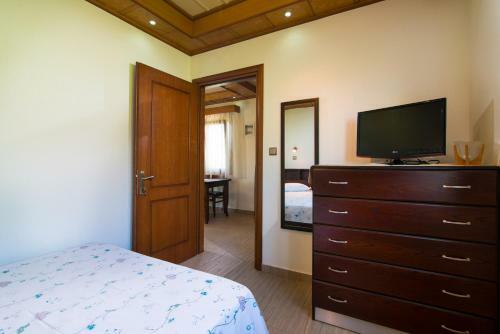 Semiramis Cottage