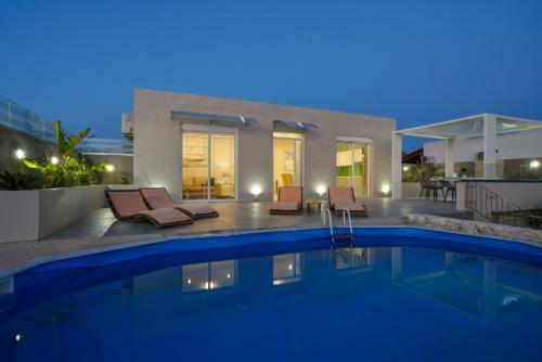 Adorno Pequeno Luxury Villa