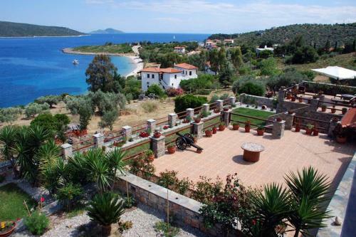 Vila Elena 2 Astoning View
