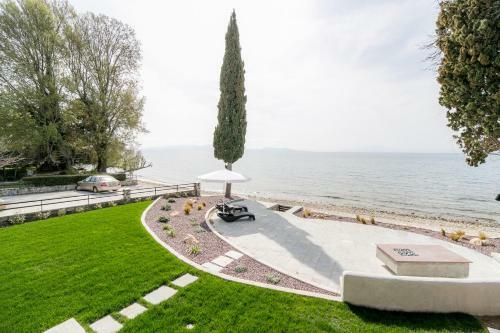 Mermaid Beachfront Villa