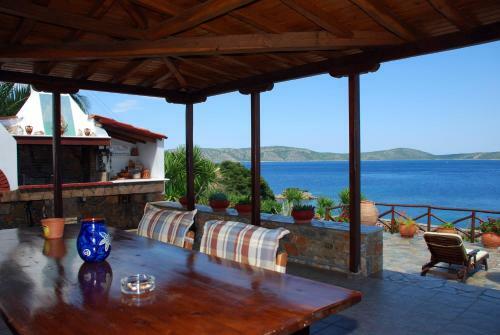 Vila Elena 1astoning View