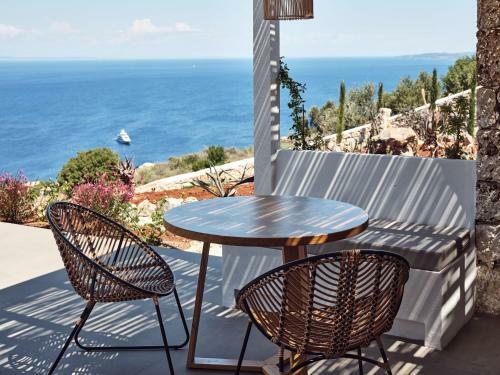 Etheria Luxury Villas & Suites