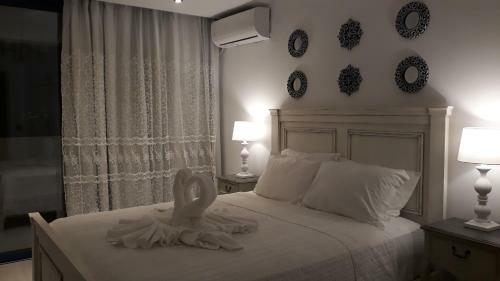 Aelia Luxury Villa