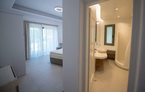 Grand View Elios