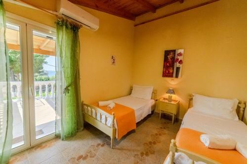 Apartamento Tetraktys Estate At The Beach