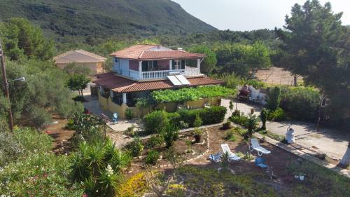 Apartamento Tetraktys Estate At The Beach