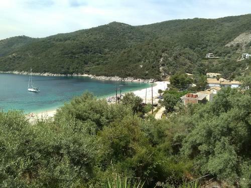 Giasemi-poros Green Village