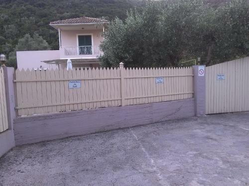 Giasemi-poros Green Village