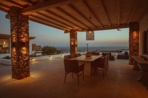 Cocos Villa