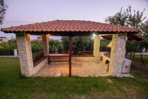 Katerina's Garden Mola Kaliva