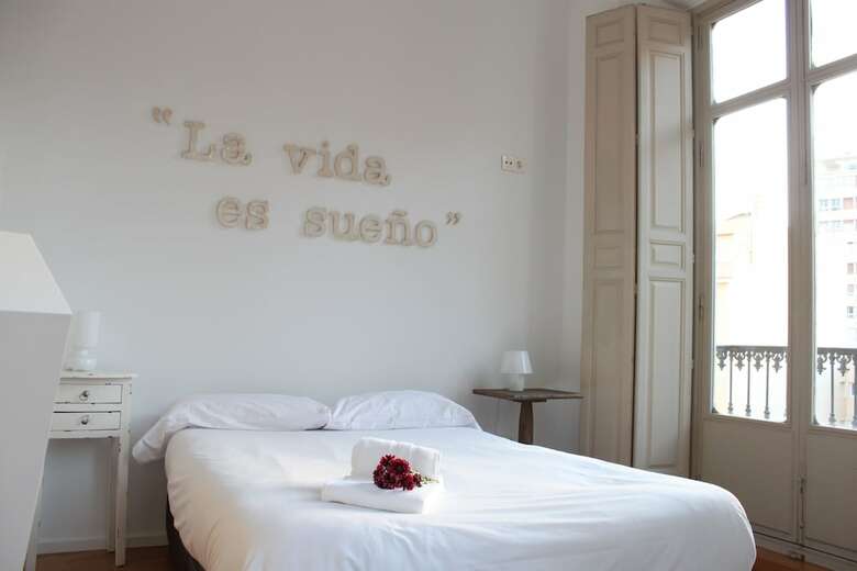 Life Apartments Calder�n