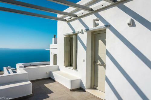 Villa Alos Residence