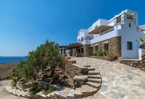 Villa La Chapelle Est In Tinos