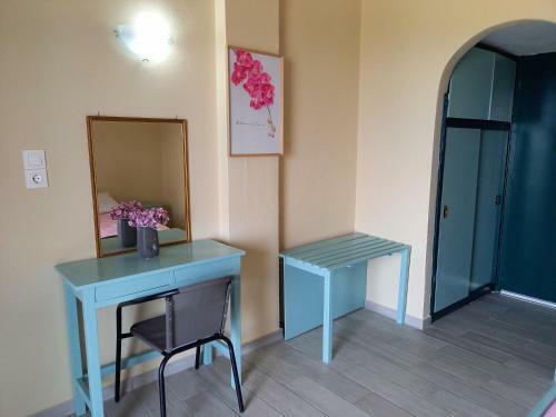 Agia Pelagia Sea View Apartments 3