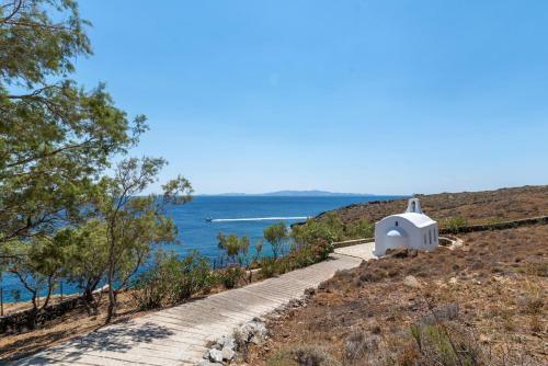 Villa La Chapelle Ouest In Tinos