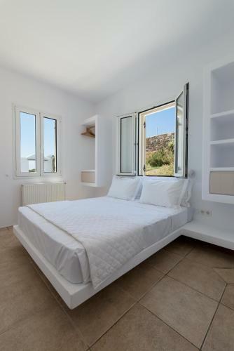 Villa La Chapelle Ouest In Tinos