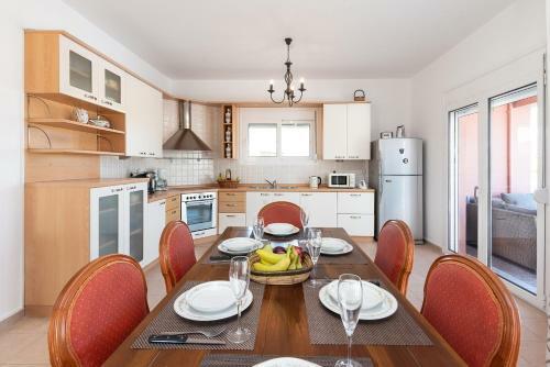 Ritas Gennadi Villa