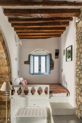 Casa Blue Gennadi