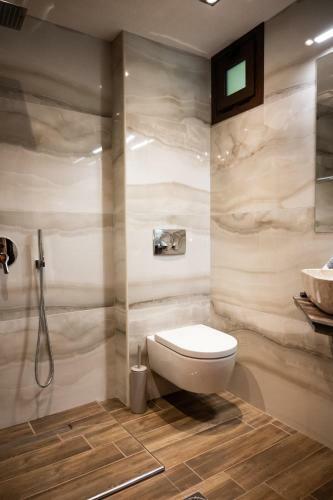 Apartamento Simi Luxury Suites