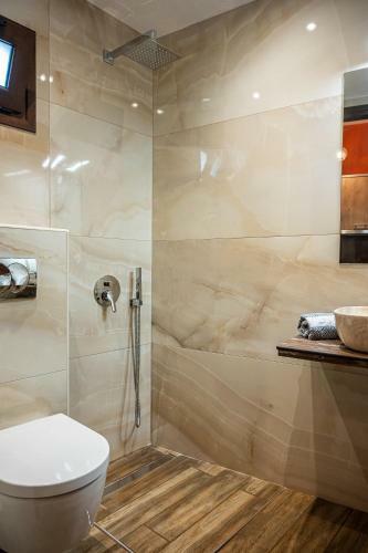 Apartamento Simi Luxury Suites