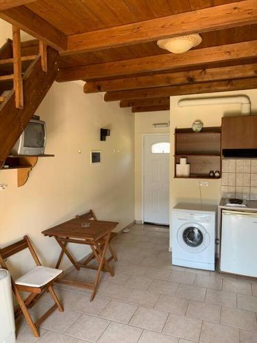 Apartamento Despina Studios Kastanies Raxes Ikaria # 7