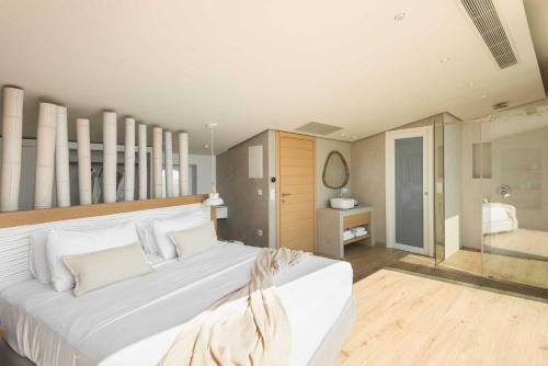 Villa Luria Homes