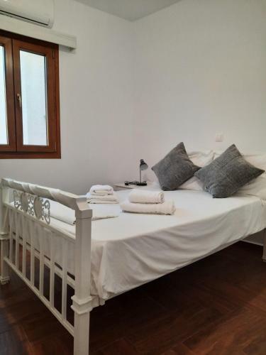 Apartamento Naxian White House In Glinado