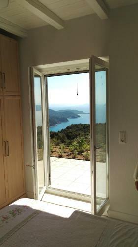 Luxury Villa In Kechria