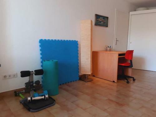 Breezy Summer Maisonette With Exciting View!