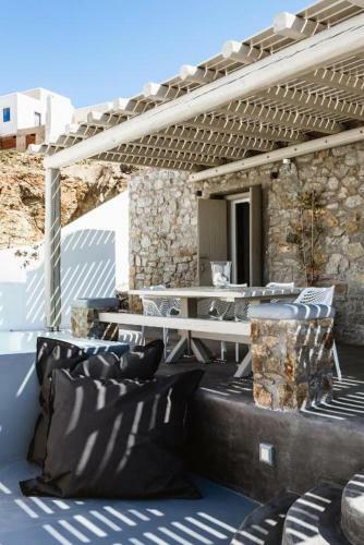 The Mykonist Merchia Beach Villas & Suites
