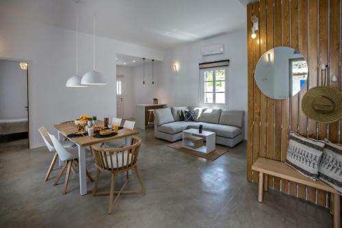 Villa Family Home