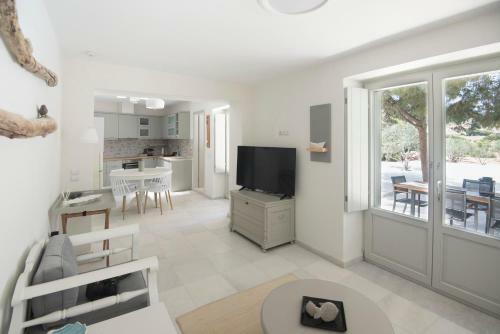 Ciel Brand New Villa With Private Pool In Isterni