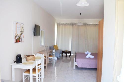 Evani Apartments