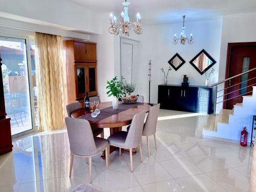 Mediterranean Luxury Villa